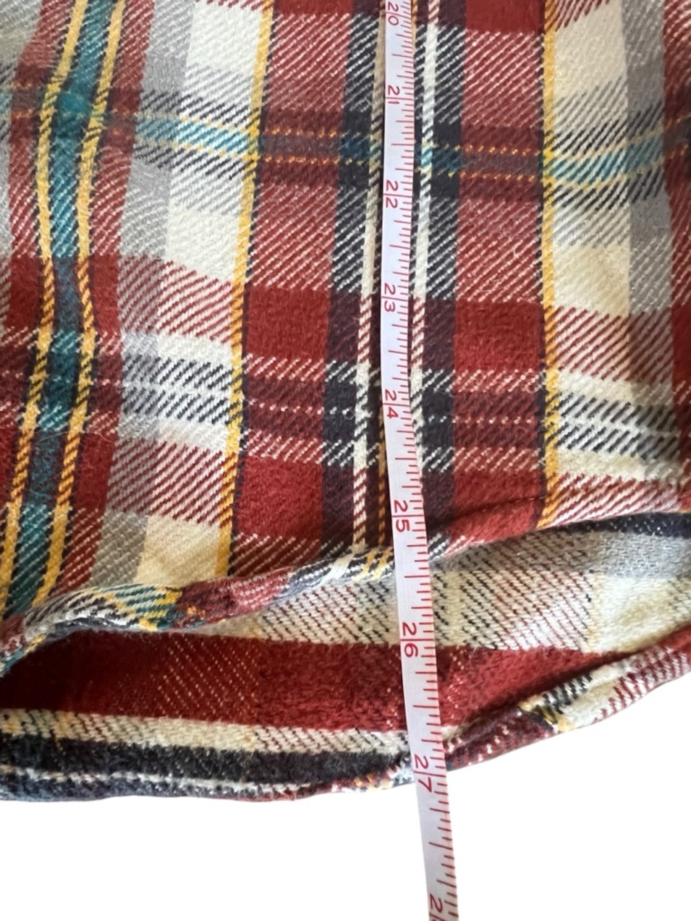 American Eagle Plaid Flannel Shirt Men’s Medium Red Cream Button Front Cotton - Picture 8 of 8